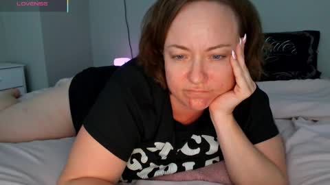 Snapshot of julimonroe chatting on June 2026 04:29:02 AM Juli Monroe online show from June 2026 04:29:02 AM