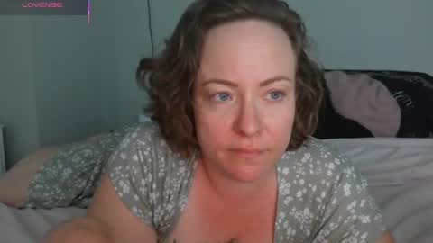 Snapshot of julimonroe chatting on June 2026 03:29:02 AM Juli Monroe online show from June 2026 03:29:02 AM
