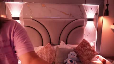 jullianapriv_ online show from April 2026 02:42:01 PM