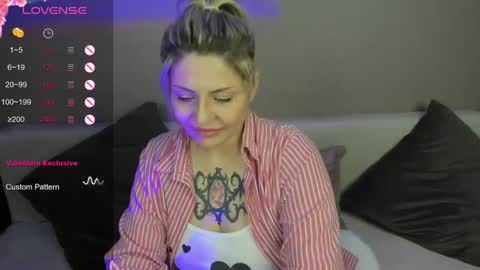 Jully online show from February 2025 10:09:02 AM