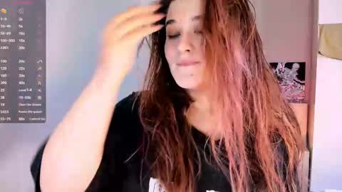 Snapshot of july_slowdive chatting on December 2024 11:43:01 AM Julie online show from December 2024 11:43:01 AM