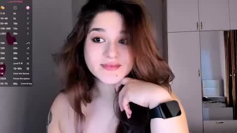 Snapshot of july_slowdive chatting on February 2025 12:13:02 PM Julie online show from February 2025 12:13:02 PM