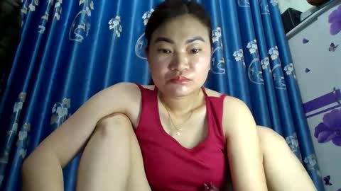 Snapshot of julybeo chatting on April 2026 11:22:02 PM julybeo online show from April 2026 11:22:02 PM