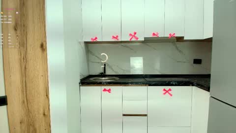 Snapshot of junamiin chatting on November 2025 07:36:02 PM Kira online show from November 2025 07:36:02 PM