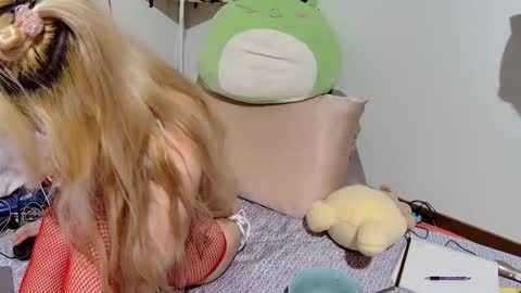 Snapshot of june999bunny chatting on March 2025 05:09:01 AM june999bunny online show from March 2025 05:09:01 AM