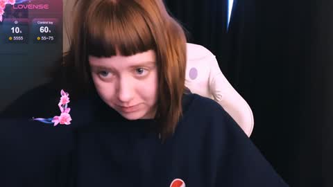 Snapshot of june_shy0 chatting on January 2025 09:06:01 AM June online show from January 2025 09:06:01 AM