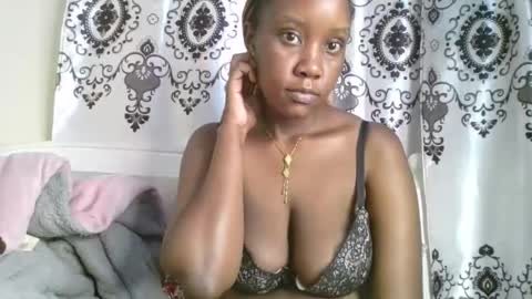 queen online show from April 2026 06:10:01 PM