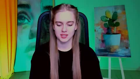 junewoods online show from April 2026 07:14:01 AM