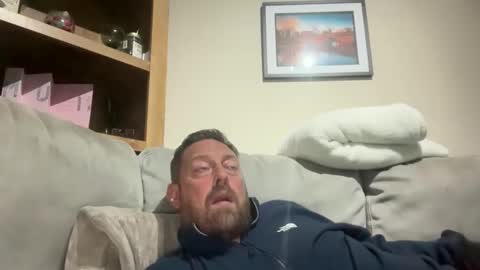 Junky online show from May 2026 09:23:01 PM