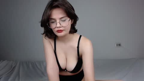 JunneWers online show from February 2025 09:25:02 PM