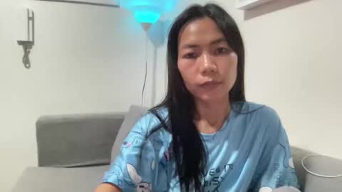 junovaughn online show from November 2025 01:12:02 PM