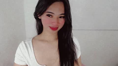 Julia online show from February 2025 05:08:01 AM