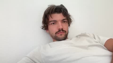 just_a_guy_with_a_big_cock online show from October 2025 01:53:02 PM