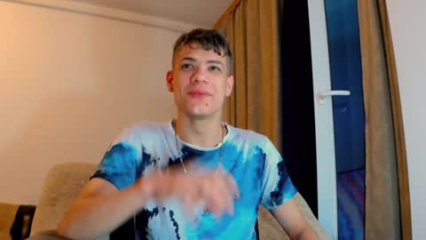just_alexx12 online show from February 2025 05:04:02 PM
