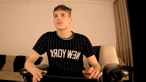 just_alexx12 online show from February 2025 07:21:01 PM