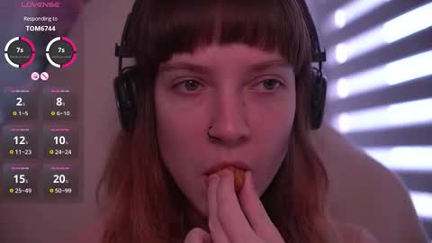 Snapshot of just_busking chatting on October 2025 08:18:01 AM Julia online show from October 2025 08:18:01 AM