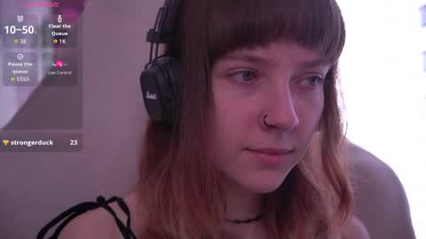 Snapshot of just_busking chatting on November 2025 08:25:02 AM Julia online show from November 2025 08:25:02 AM