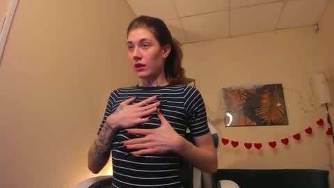 Snapshot of just_curly_ginger chatting on February 2026 09:32:01 PM Ginger Curly online show from February 2026 09:32:01 PM