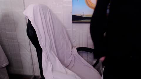Snapshot of just_gay_ chatting on February 2025 01:43:02 PM just_gay_ online show from February 2025 01:43:02 PM