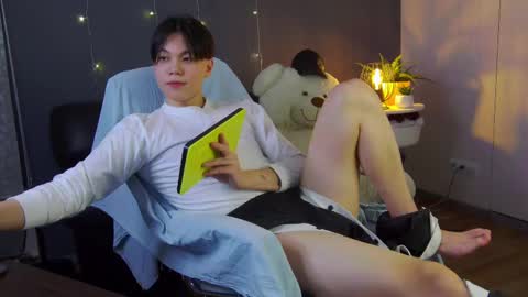 Snapshot of just_gay_ chatting on February 2025 09:21:02 PM just_gay_ online show from February 2025 09:21:02 PM