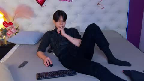 Snapshot of just_gay_ chatting on February 2025 01:44:02 PM just_gay_ online show from February 2025 01:44:02 PM