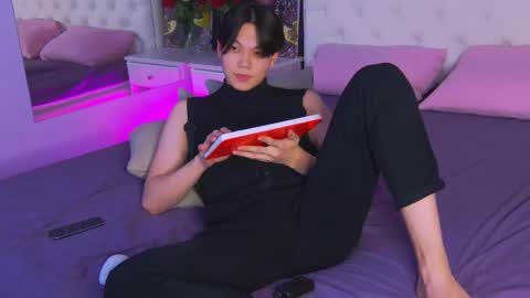 Snapshot of just_gay_ chatting on March 2025 10:34:02 PM just_gay_ online show from March 2025 10:34:02 PM