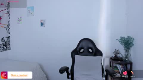 Sofia online show from March 2026 06:14:01 PM