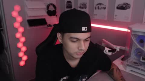 Snapshot of justagamerxxx chatting on December 2025 01:12:02 AM Rhys online show from December 2025 01:12:02 AM