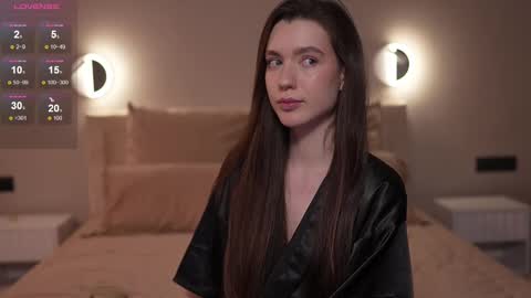 Snapshot of justbarbie_new_ chatting on February 2025 09:32:02 PM Katarina online show from February 2025 09:32:02 PM