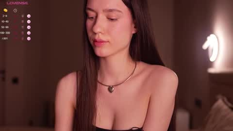 Snapshot of justbarbie_new_ chatting on September 2025 07:39:02 PM Katarina online show from September 2025 07:39:02 PM