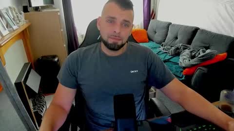 Snapshot of justforfunchriss chatting on October 2025 09:10:01 AM justforfunchriss online show from October 2025 09:10:01 AM