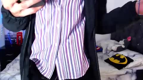 JUSTIN online show from September 2025 09:49:01 PM