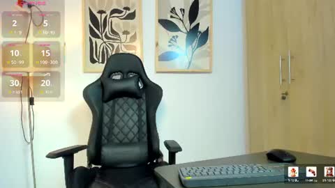 justin_payn14 online show from July 2026 12:33:01 PM