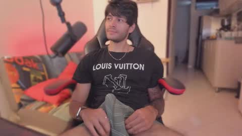 Diego online show from November 2025 09:57:02 PM