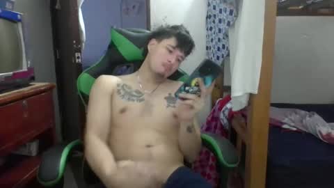 Snapshot of justin_taylor02 chatting on November 2025 12:36:02 PM justin_taylor02 online show from November 2025 12:36:02 PM