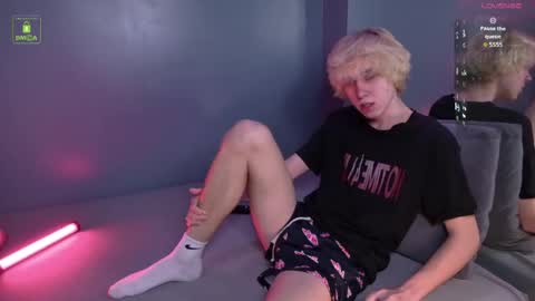 justTEEN online show from April 2026 10:17:02 AM