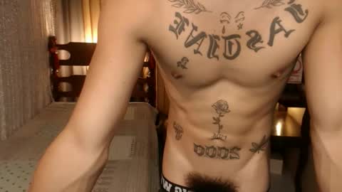 justine_hunk online show from November 2025 04:23:01 AM