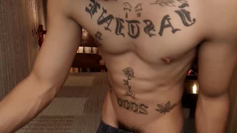 justine_hunk online show from April 2026 06:52:01 AM
