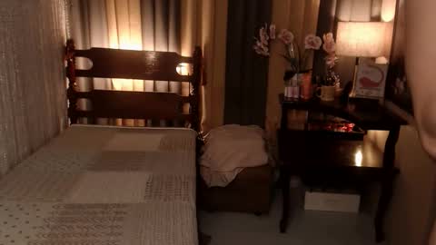 justine_hunk online show from April 2026 06:14:02 AM