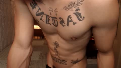 justine_hunk online show from April 2026 01:57:02 PM