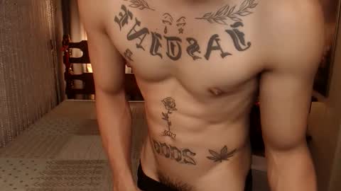 justine_hunk online show from April 2026 01:53:02 AM