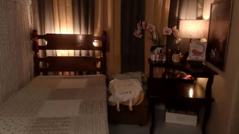 justine_hunk online show from May 2026 07:38:02 AM