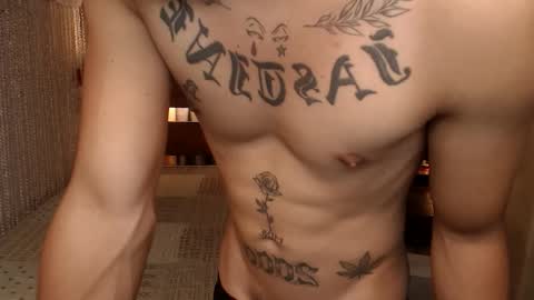 justine_hunk online show from June 2026 07:21:02 AM