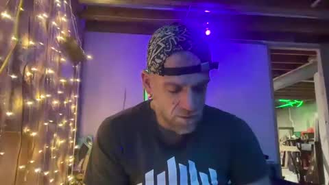 Snapshot of justinmoore1987 chatting on December 2024 08:47:01 AM justinmoore1987 online show from December 2024 08:47:01 AM