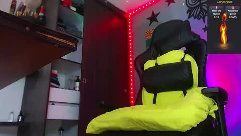 Justinsc online show from December 2025 09:13:02 PM