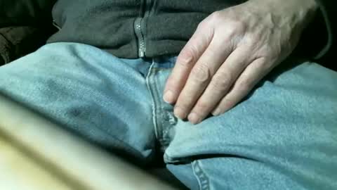 Snapshot of justme39057 chatting on January 2025 07:28:01 PM Justme39057 online show from January 2025 07:28:01 PM