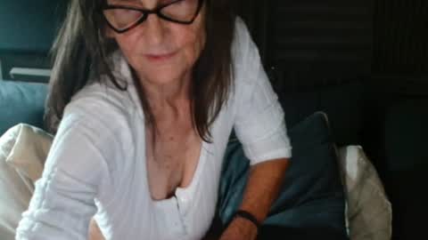 Snapshot of justmebev19591234 chatting on June 2026 09:14:01 AM Bev aka Diamond online show from June 2026 09:14:01 AM