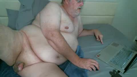 justmedm64 online show from February 2026 02:21:02 AM