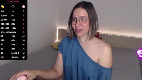 Julie online show from June 2026 04:05:01 PM