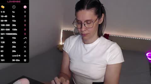Julie online show from July 2026 04:11:01 PM